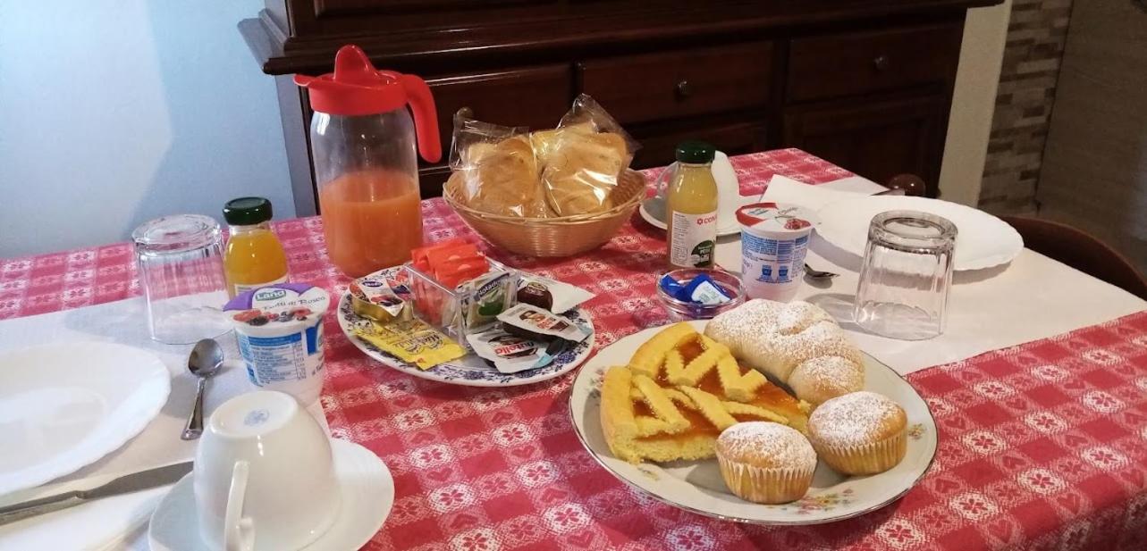 B&B Le Cerque ウルビーノ エクステリア 写真